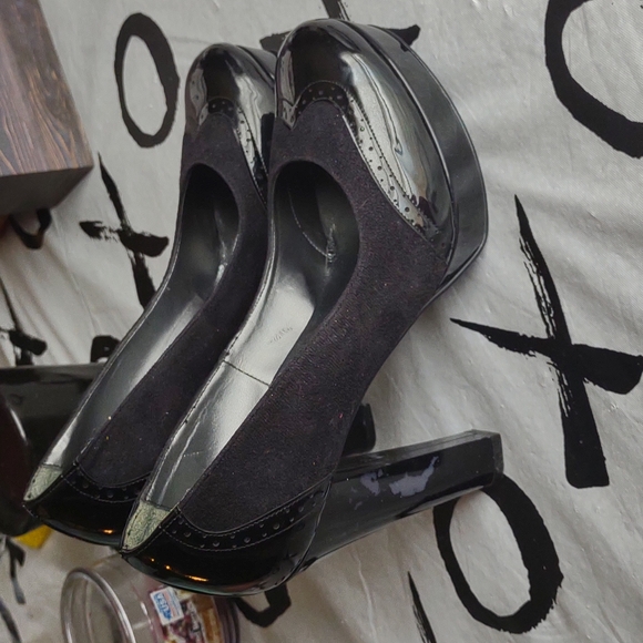 No longer wear - Picture 2 of 2